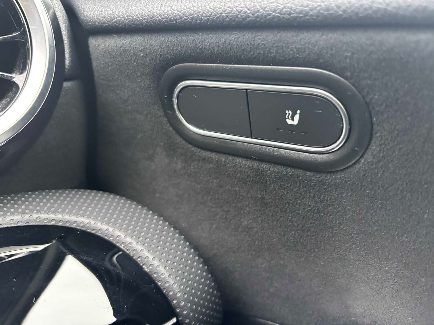 Used Mercedes-Benz A-Class 2020 for sale - 77995920: Photo 20