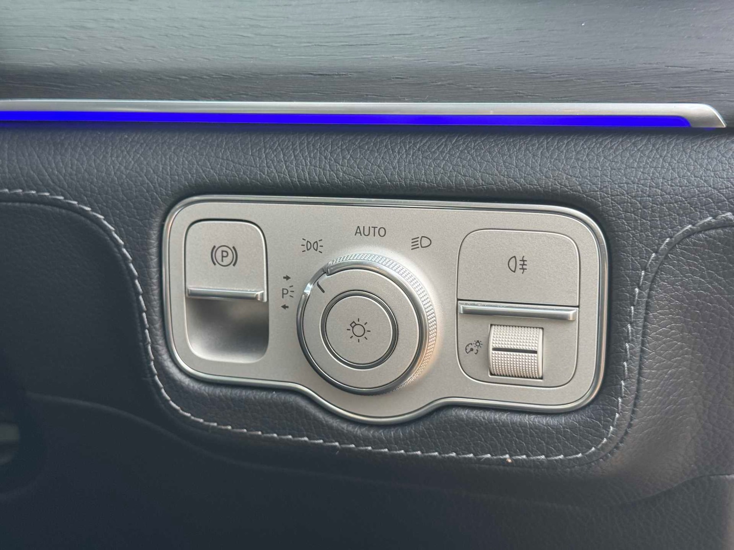 Used Mercedes-Benz GLE 2019 for sale - 77601385: Photo 32