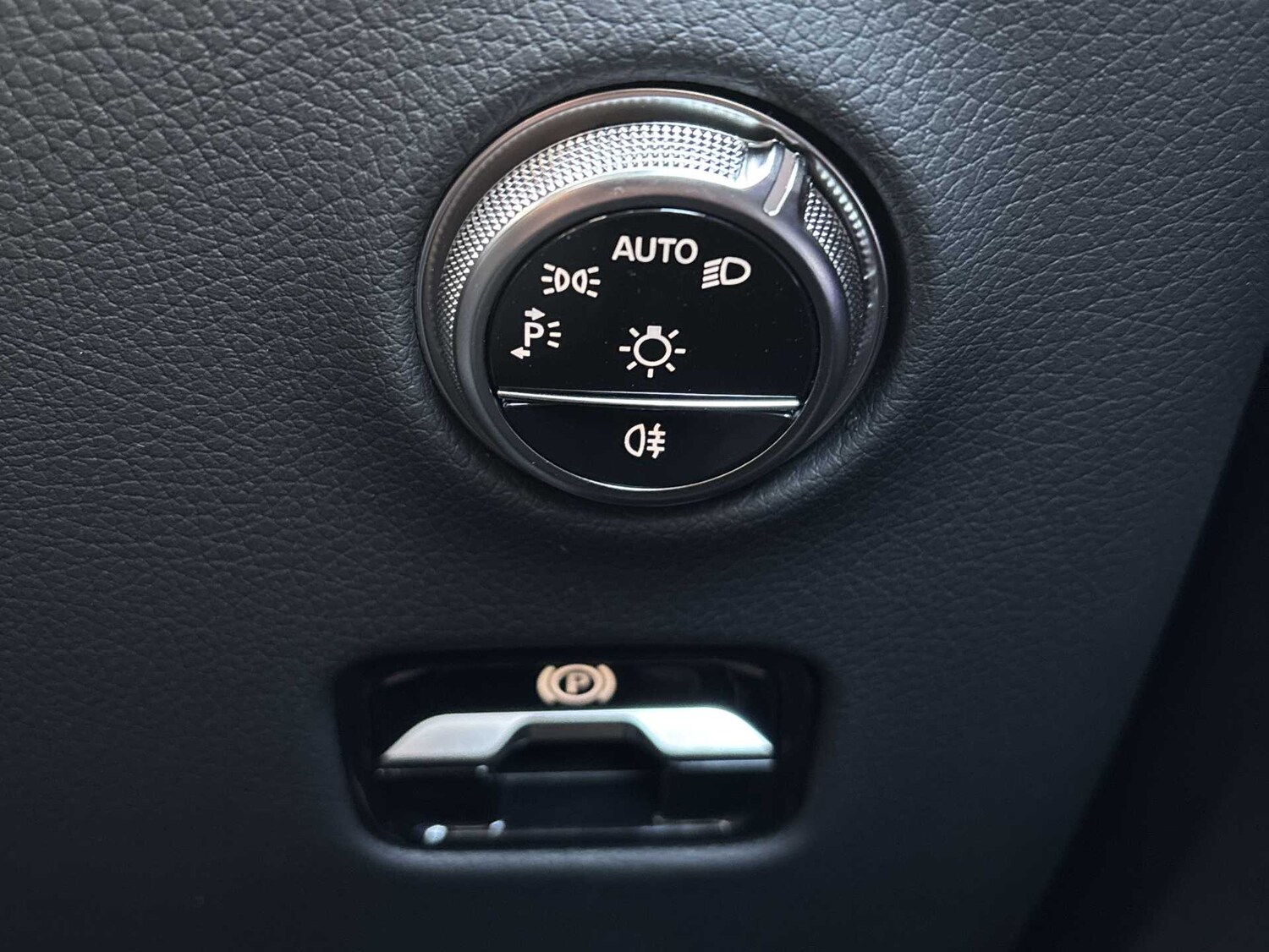 Used Mercedes-Benz GLC 2025 for sale - 77661199: Photo 29