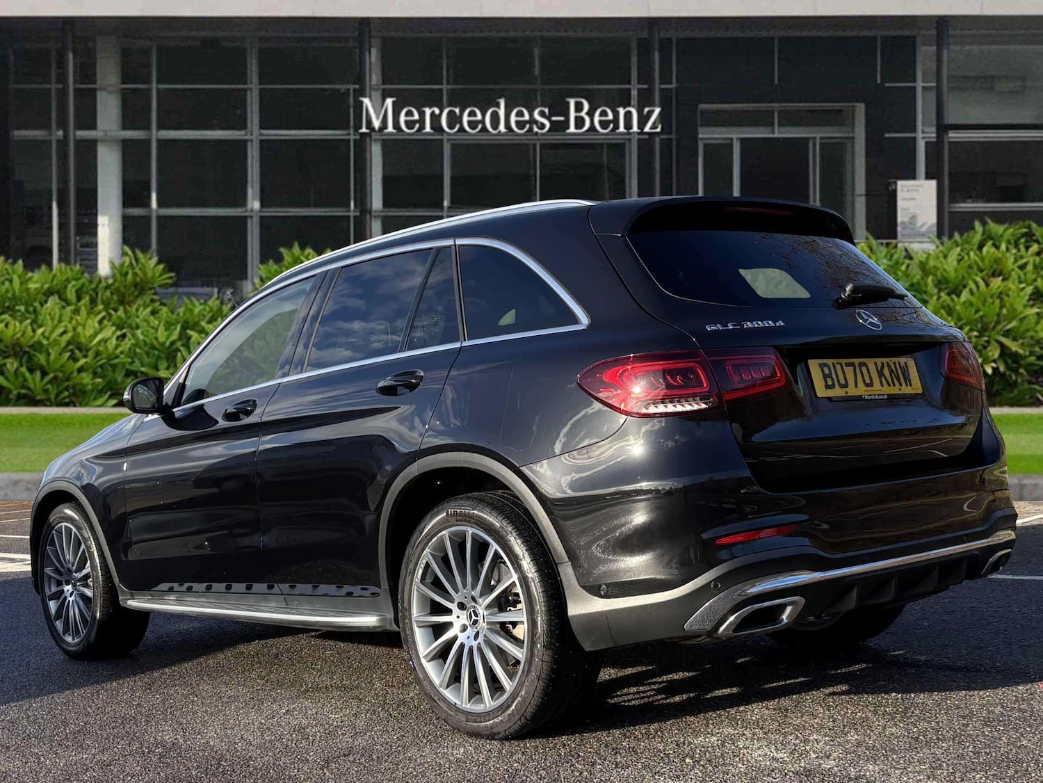Used Mercedes-Benz GLC 2020 for sale - 77443309: Photo 2