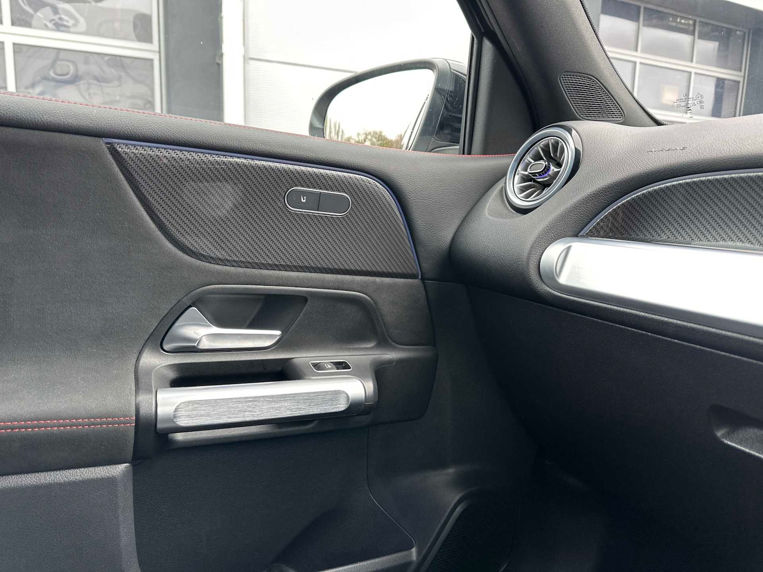 Used Mercedes-Benz GLB 2024 for sale - 76515598: Photo 22