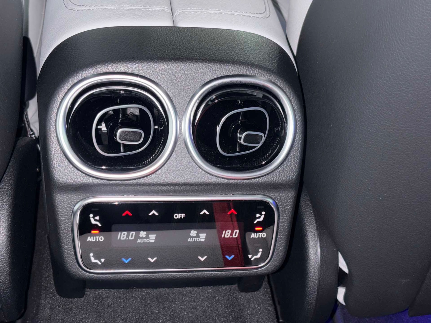 Used Mercedes-Benz C Class 2024 for sale - 76943489: Photo 23