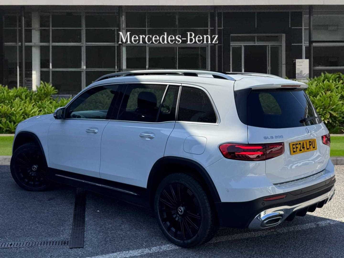 Used Mercedes-Benz GLB 2024 for sale - 76515502: Photo 2