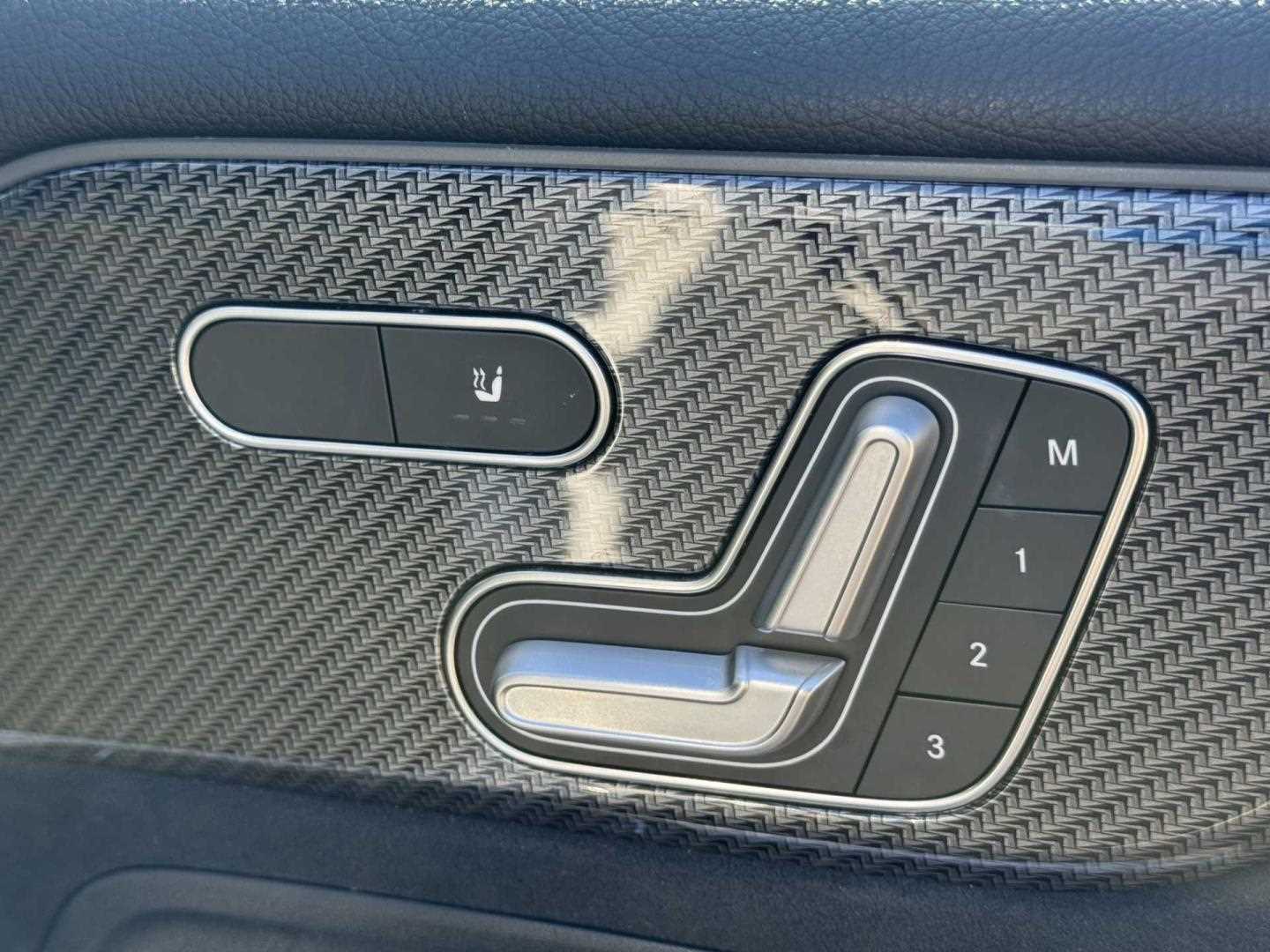 Used Mercedes-Benz GLB 2024 for sale - 76515502: Photo 31