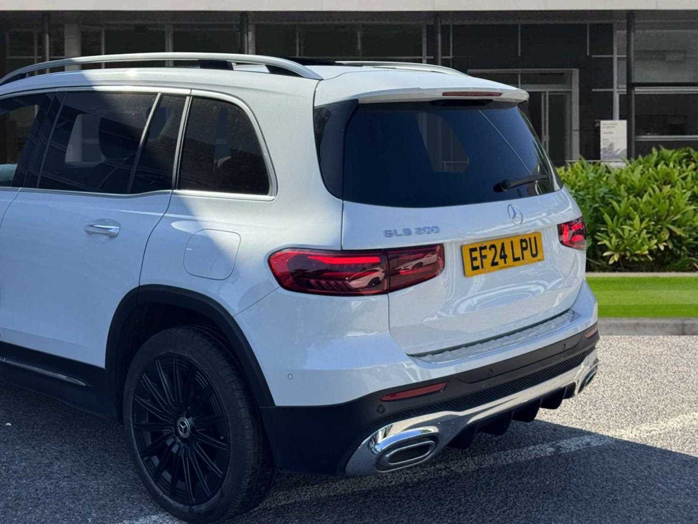 Used Mercedes-Benz GLB 2024 for sale - 76515502: Photo 5