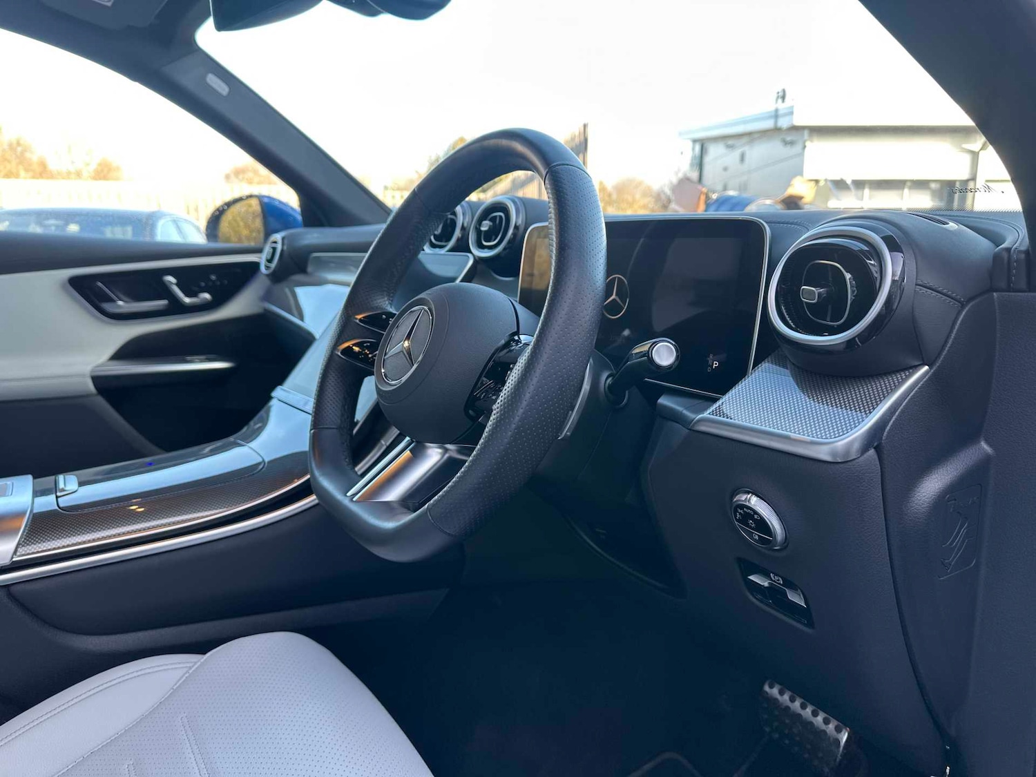 Used Mercedes-Benz GLC 2023 for sale - 76624699: Photo 11