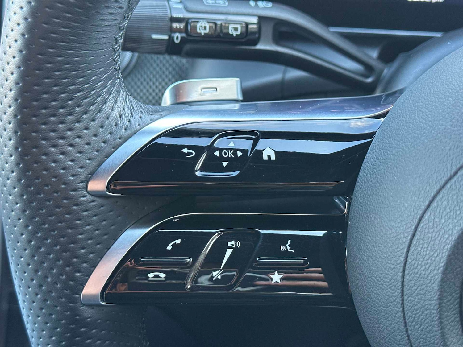 Used Mercedes-Benz GLC 2023 for sale - 76624699: Photo 21