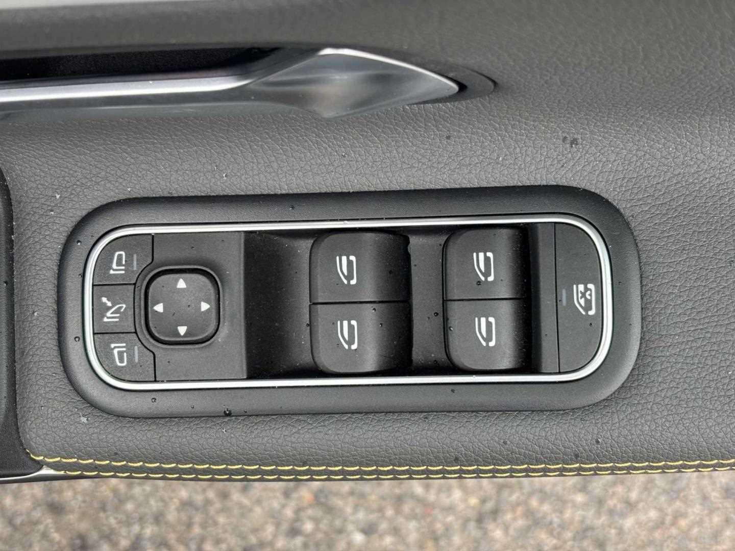 Used Mercedes-Benz A-Class for sale - 77000323: Photo 23