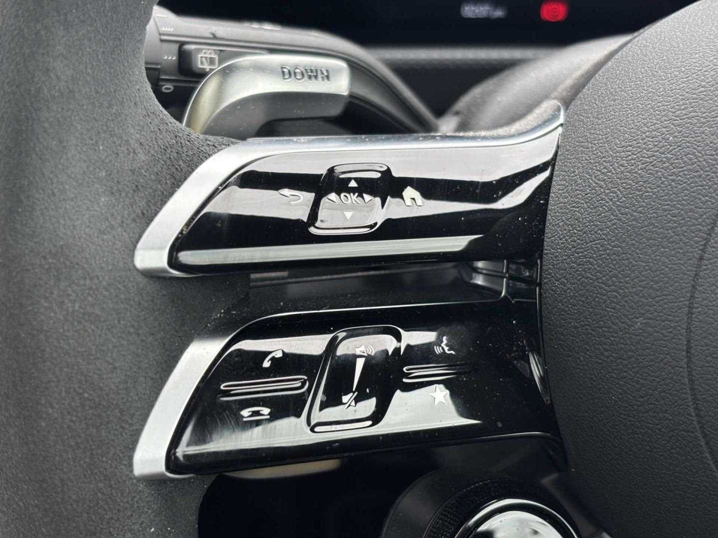 Used Mercedes-Benz A-Class for sale - 77000323: Photo 31