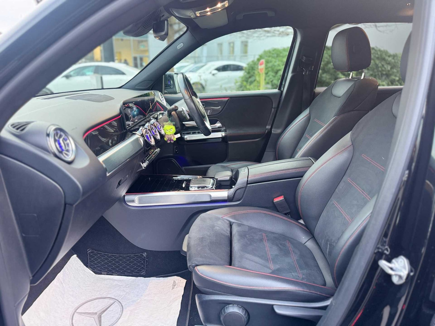 Used Mercedes-Benz GLB 2020 for sale - 77552950: Photo 21