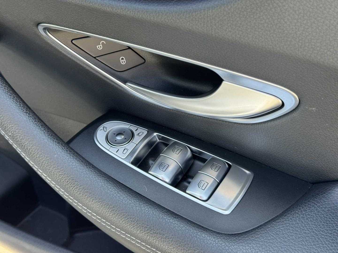 Vehicle 33