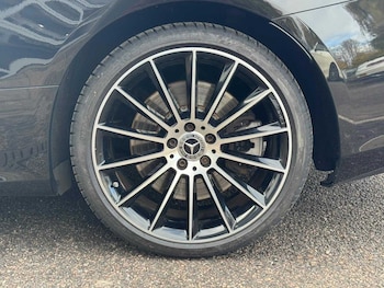 Used Mercedes-Benz E Class 2019 for sale - 76272050: Photo