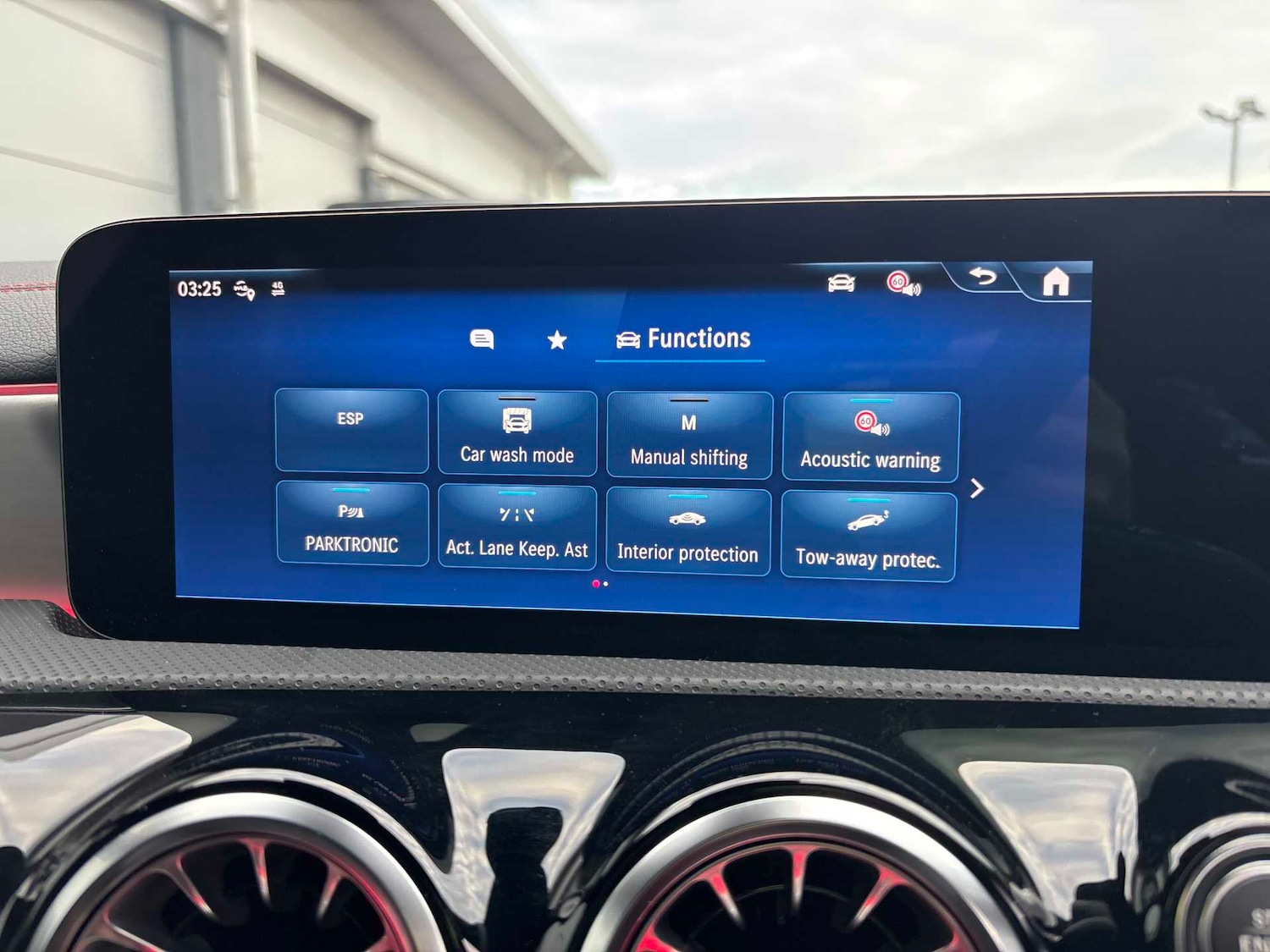 Used Mercedes-Benz CLA 2025 for sale - 76460250: Photo 30