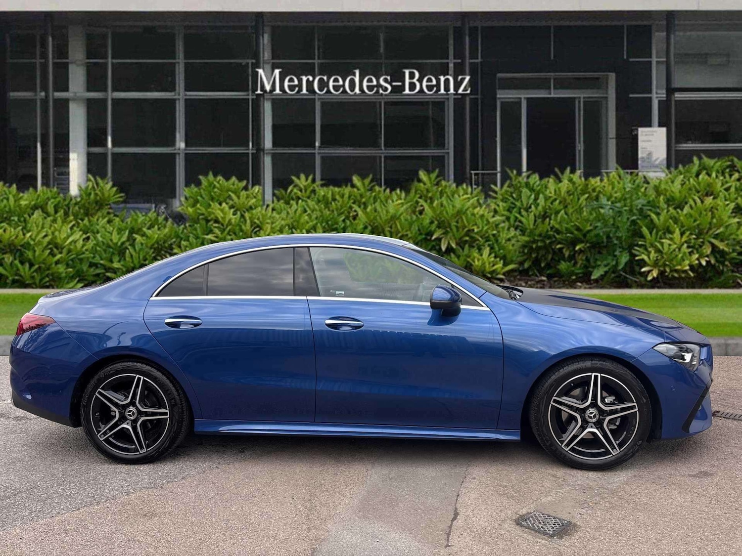 Used Mercedes-Benz CLA 2025 for sale - 76460250: Photo 5