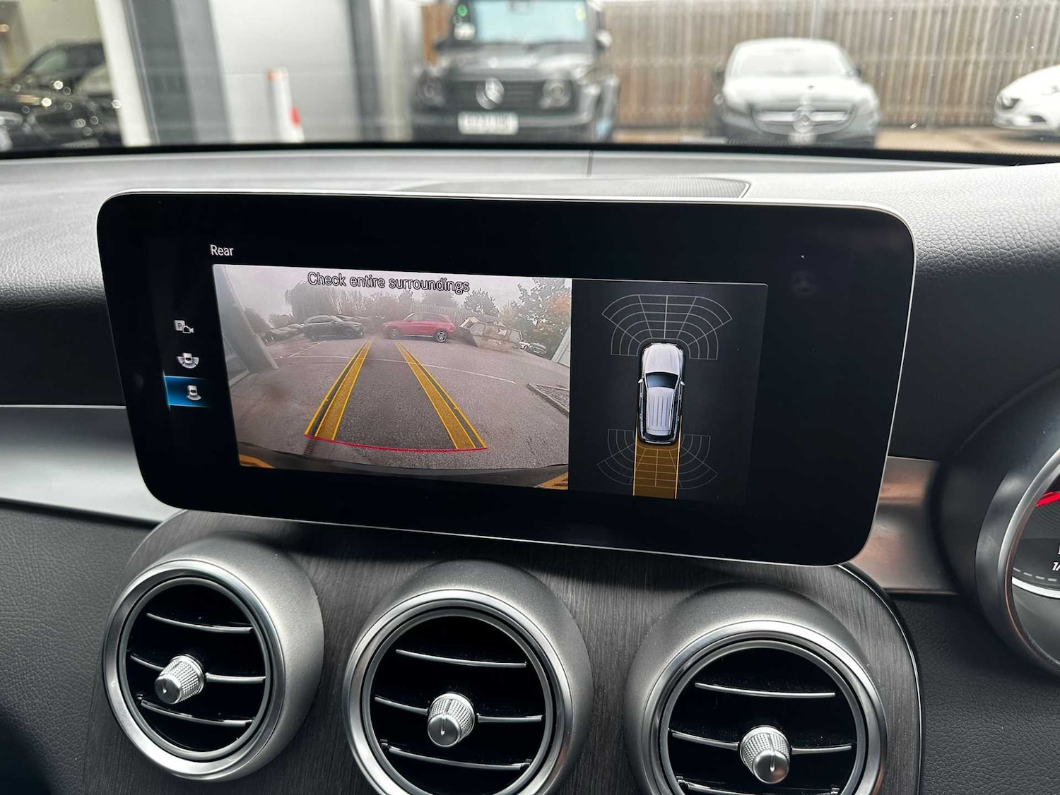 Used Mercedes-Benz GLC 2019 for sale - 76286444: Photo 19