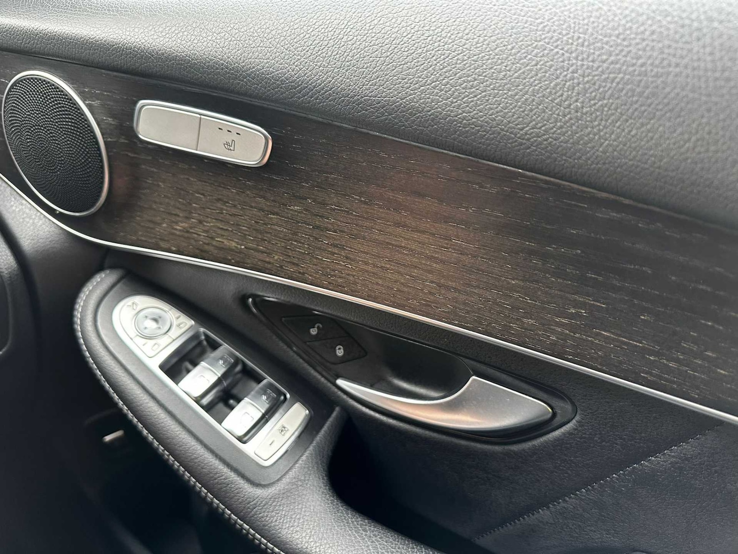 Used Mercedes-Benz GLC 2019 for sale - 76286444: Photo 24