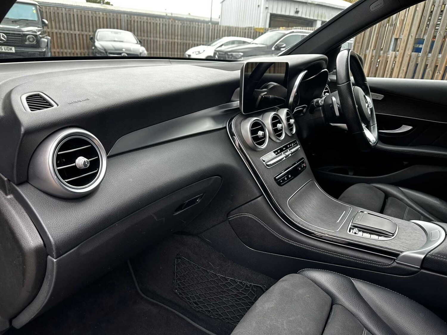 Used Mercedes-Benz GLC 2019 for sale - 76286444: Photo 30