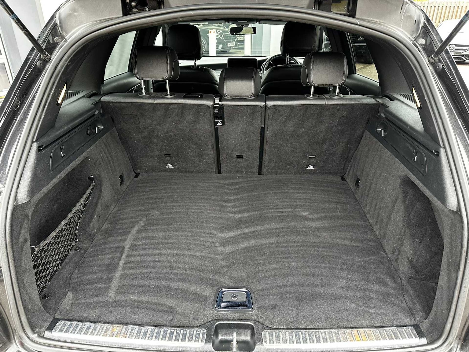 Used Mercedes-Benz GLC 2019 for sale - 76286444: Photo 31