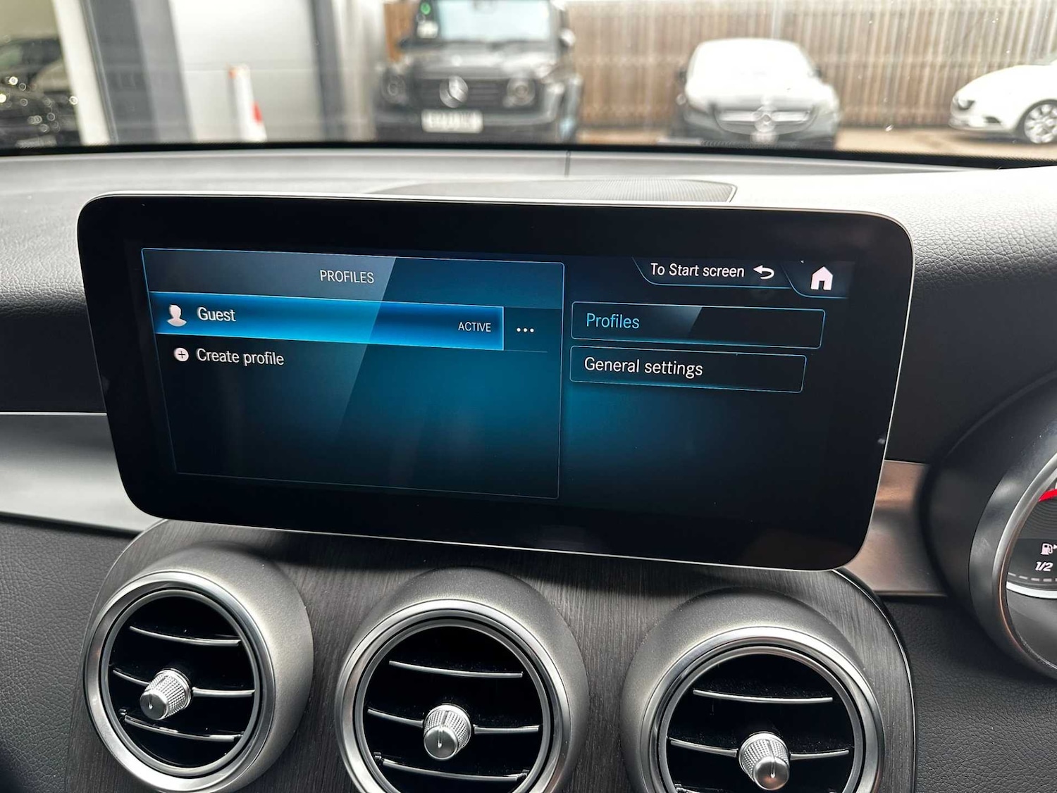 Used Mercedes-Benz GLC 2019 for sale - 76286444: Photo 32