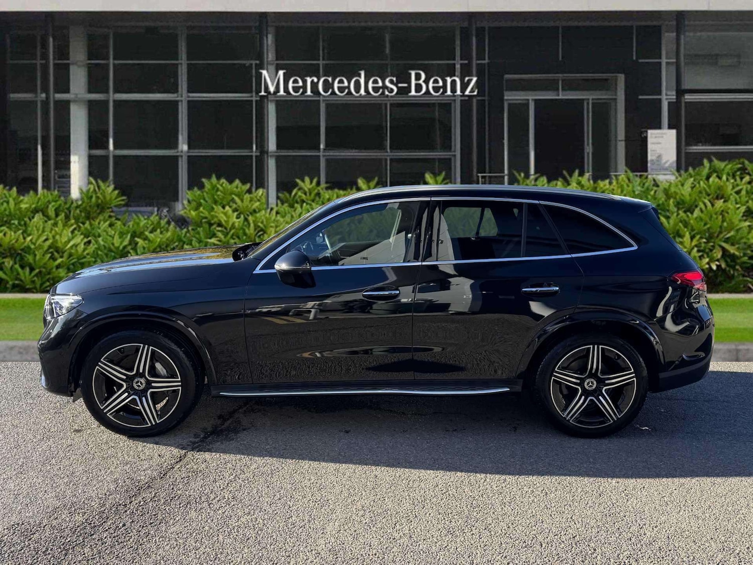 Used Mercedes-Benz GLC 2024 for sale - 76286314: Photo 16