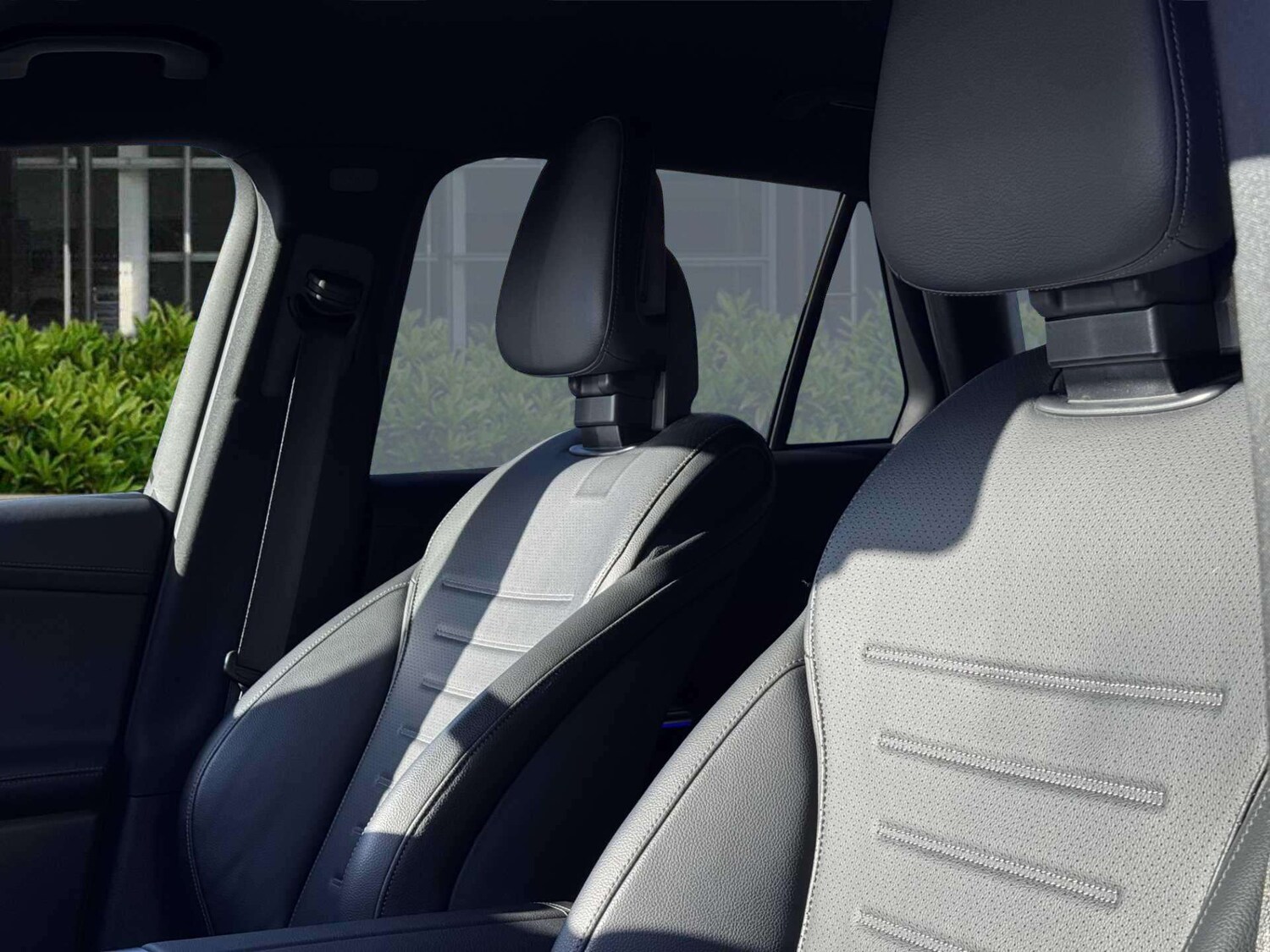 Used Mercedes-Benz GLC 2024 for sale - 76286314: Photo 18