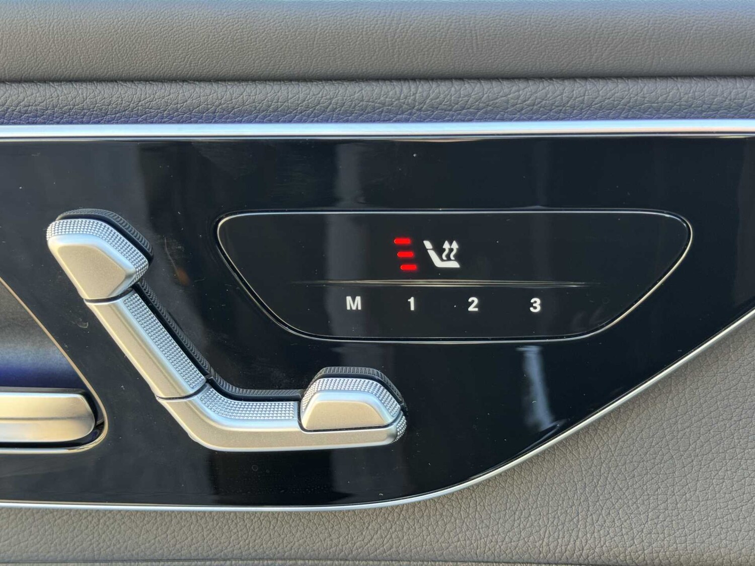 Used Mercedes-Benz GLC 2024 for sale - 76286314: Photo 21