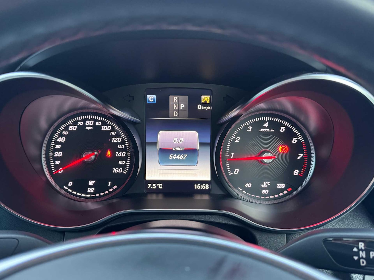 Used Mercedes-Benz GLC 2018 for sale - 76967732: Photo 35