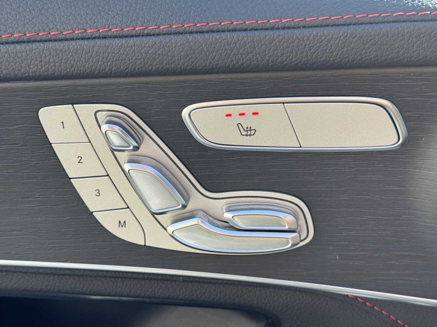 Used Mercedes-Benz GLC 2022 for sale - 76034711: Photo 21