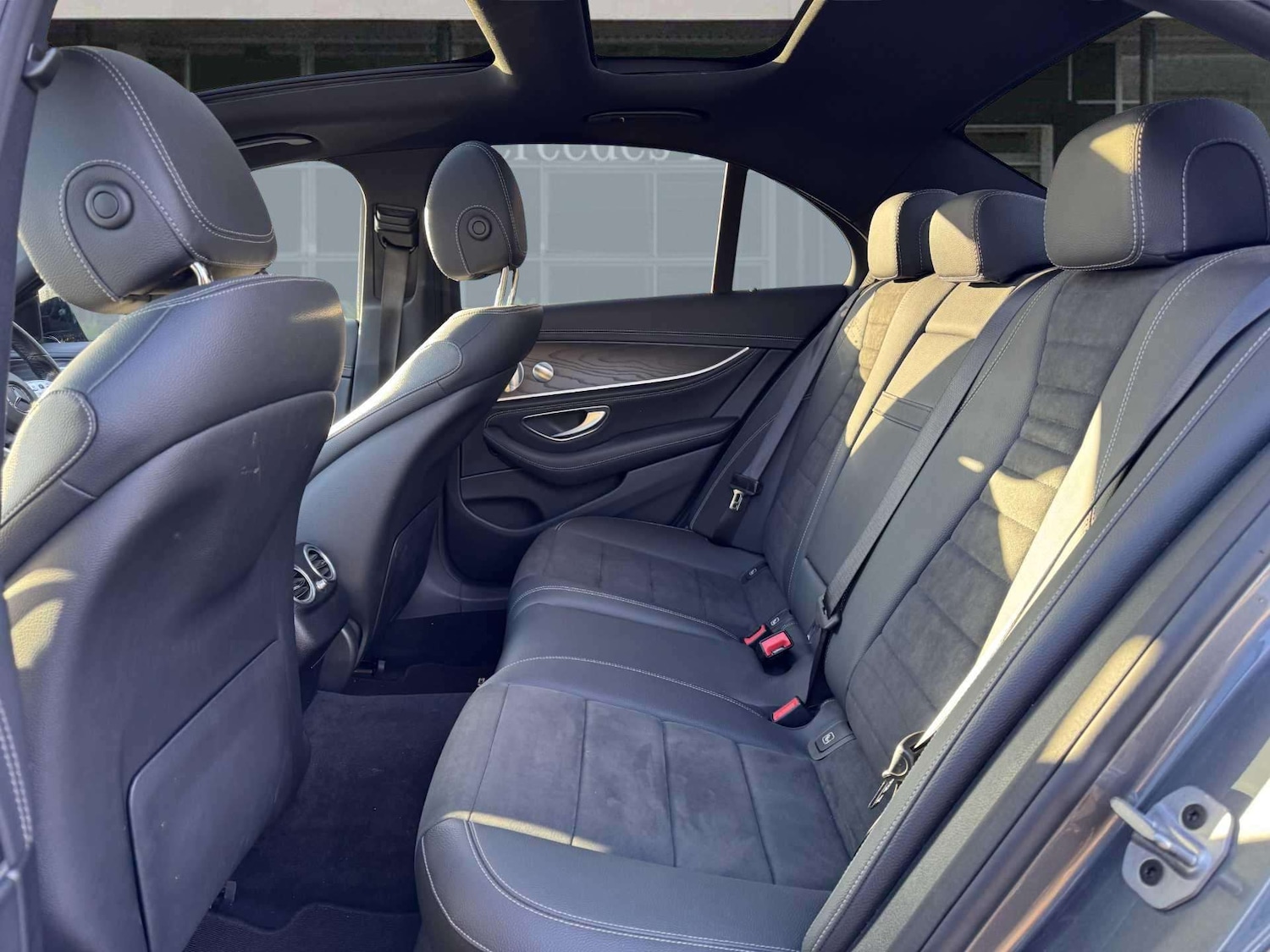 Used Mercedes-Benz E Class 2020 for sale - 76501947: Photo 23