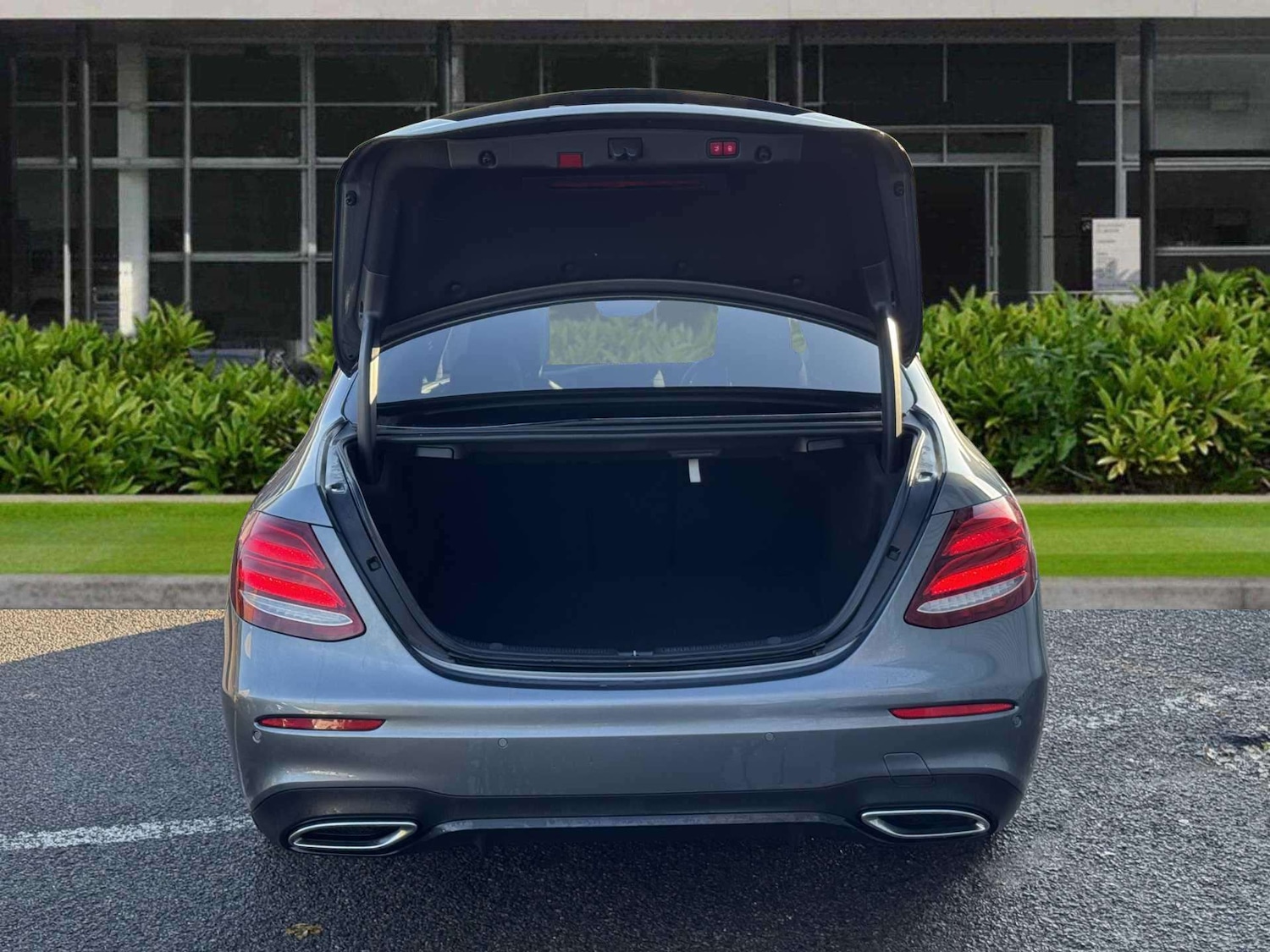 Used Mercedes-Benz E Class 2020 for sale - 76501947: Photo 24