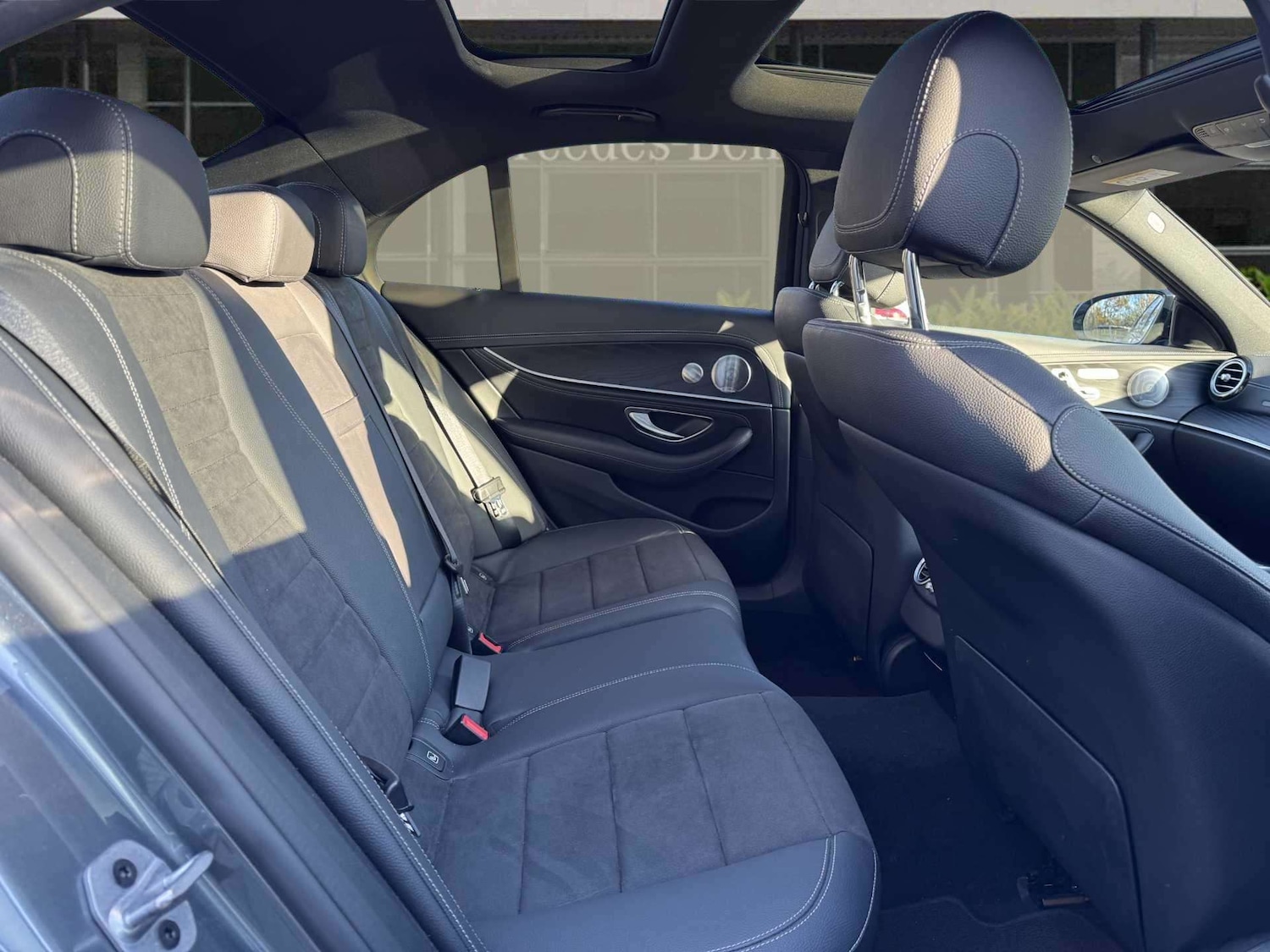 Used Mercedes-Benz E Class 2020 for sale - 76501947: Photo 26