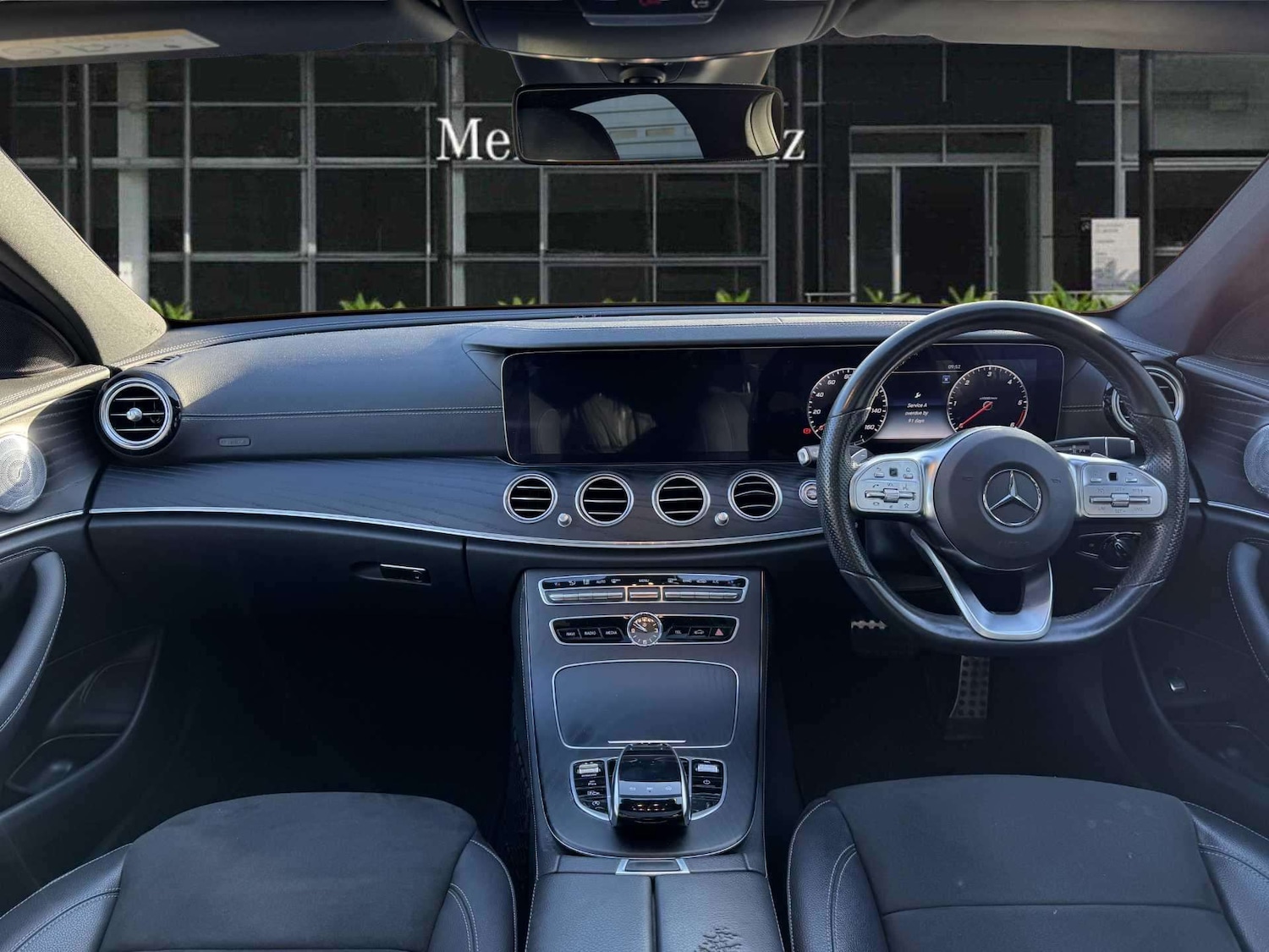 Used Mercedes-Benz E Class 2020 for sale - 76501947: Photo 27