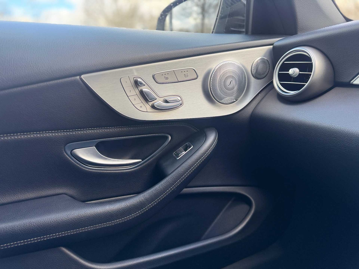 Used Mercedes-Benz C Class 2018 for sale - 77281795: Photo 29