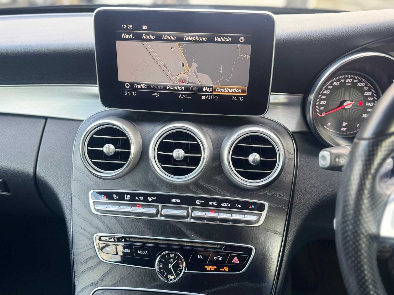 Used Mercedes-Benz C Class 2018 for sale - 77281795: Photo 32