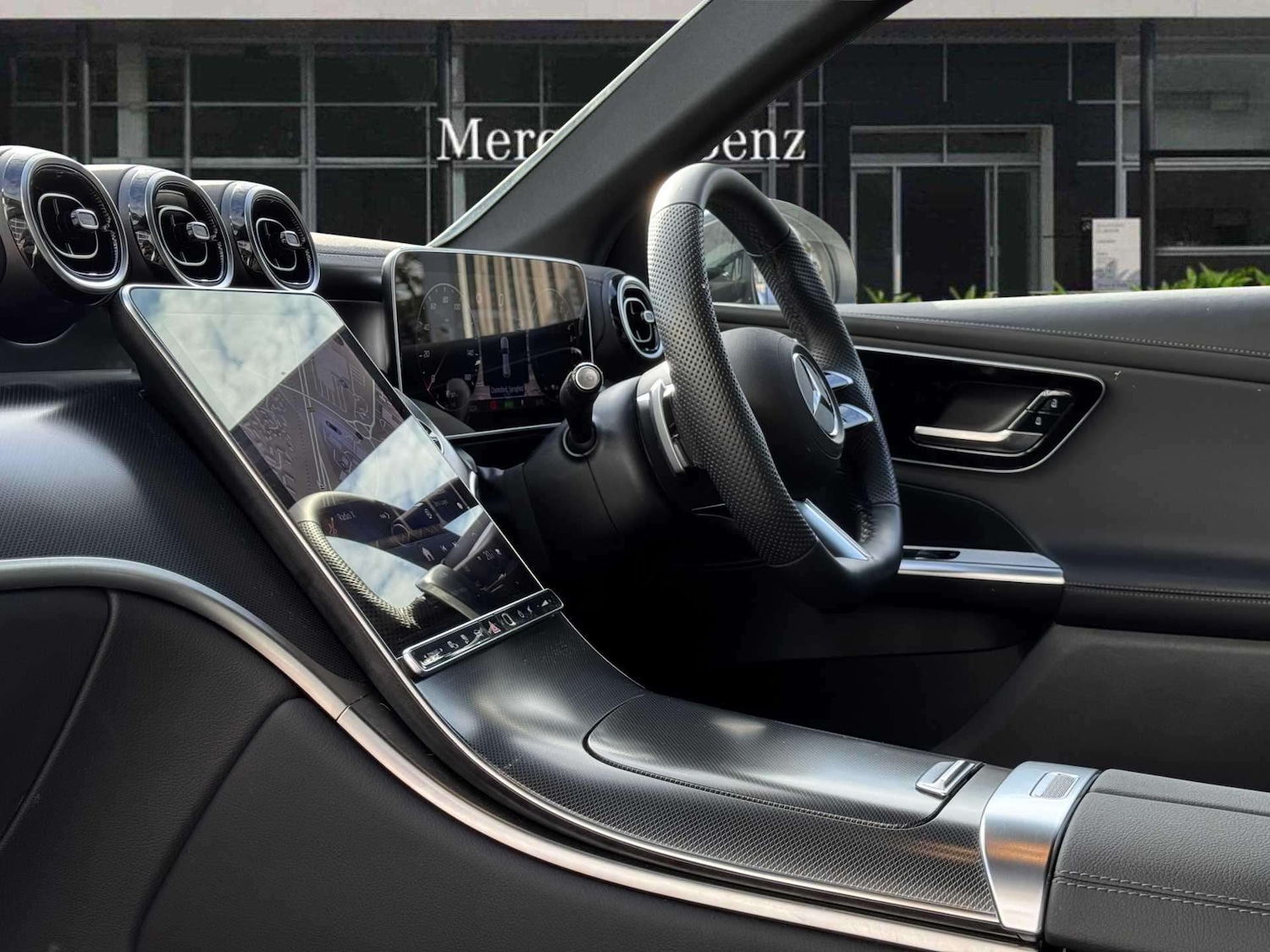 Used Mercedes-Benz GLC 2025 for sale - 77058282: Photo 18