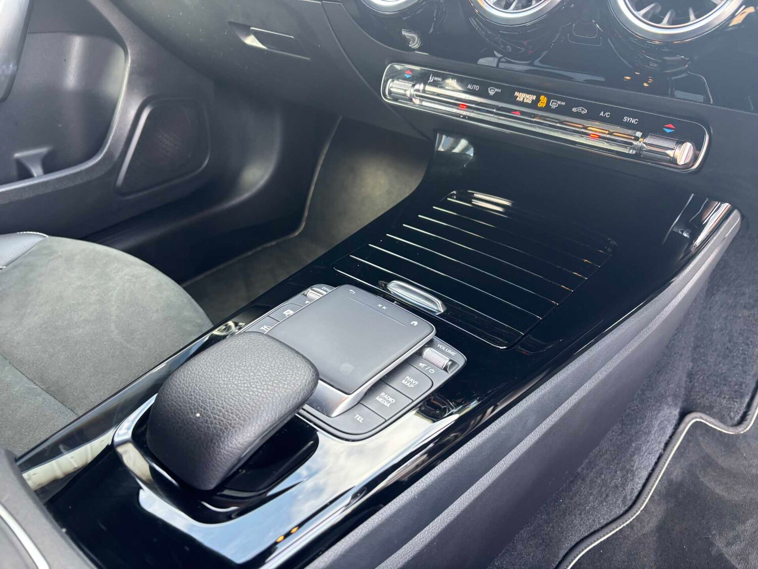 Used Mercedes-Benz A-Class 2022 for sale - 77913969: Photo 32