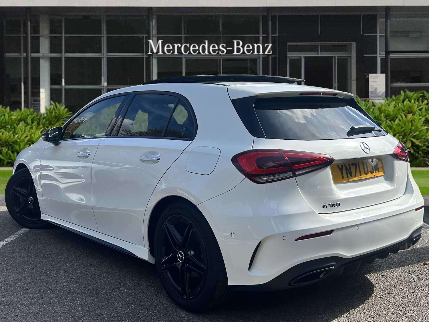 Used Mercedes-Benz A-Class 2021 for sale - 76063499: Photo 2