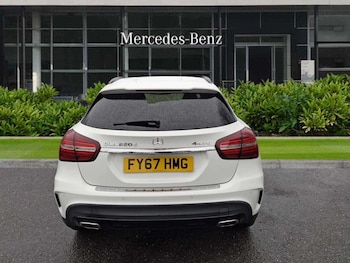 Used Mercedes-Benz GLA 2017 for sale - 77103156: Photo
