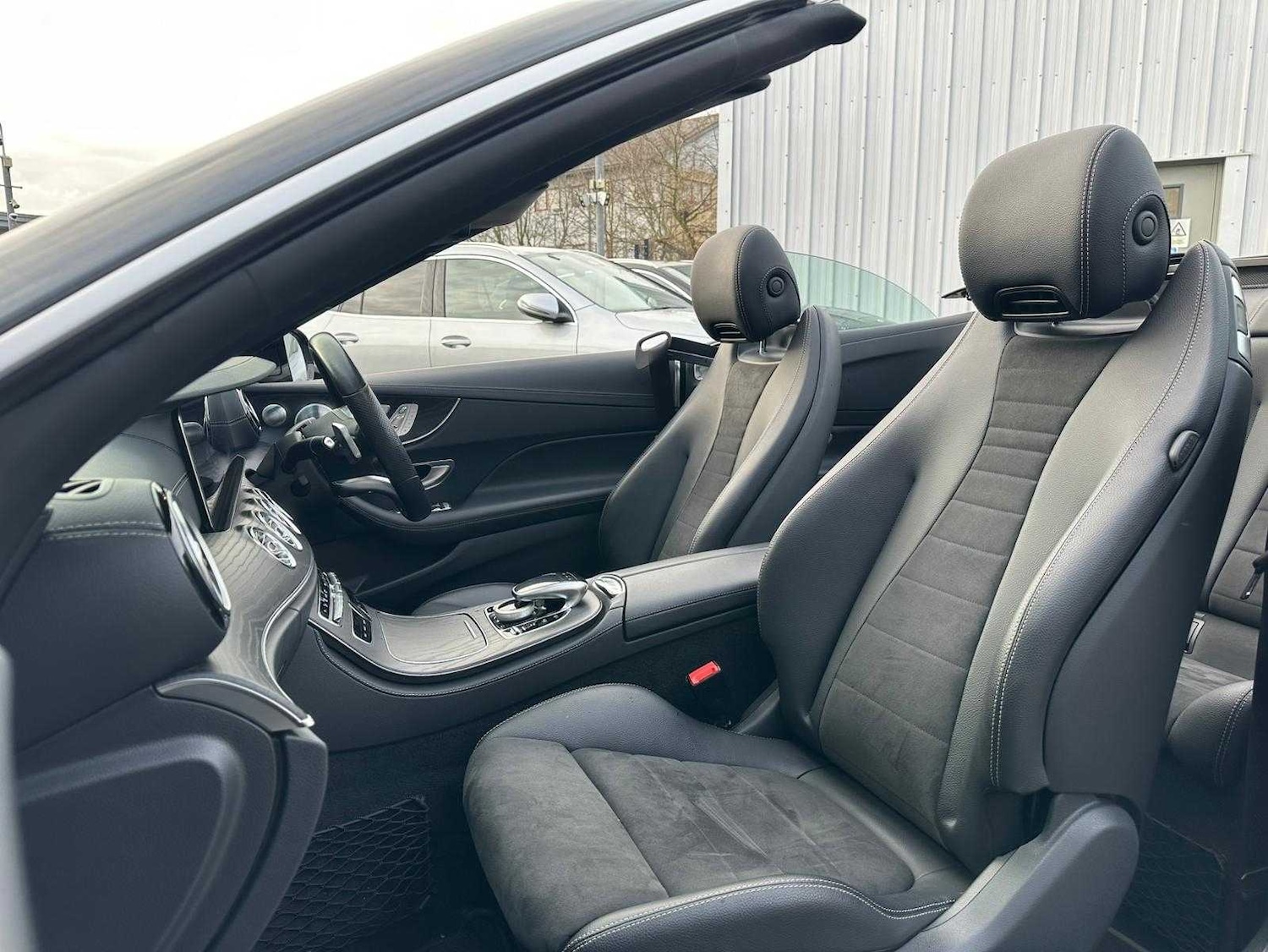 Used Mercedes-Benz E Class 2020 for sale - 77979587: Photo 28