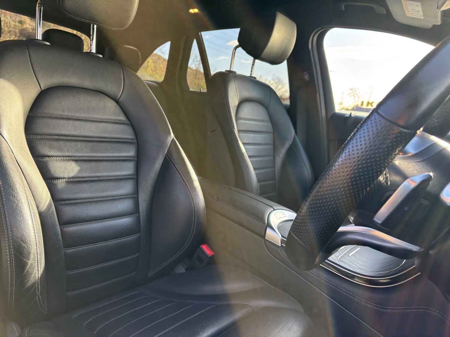 Used Mercedes-Benz GLC 2020 for sale - 77500315: Photo 32