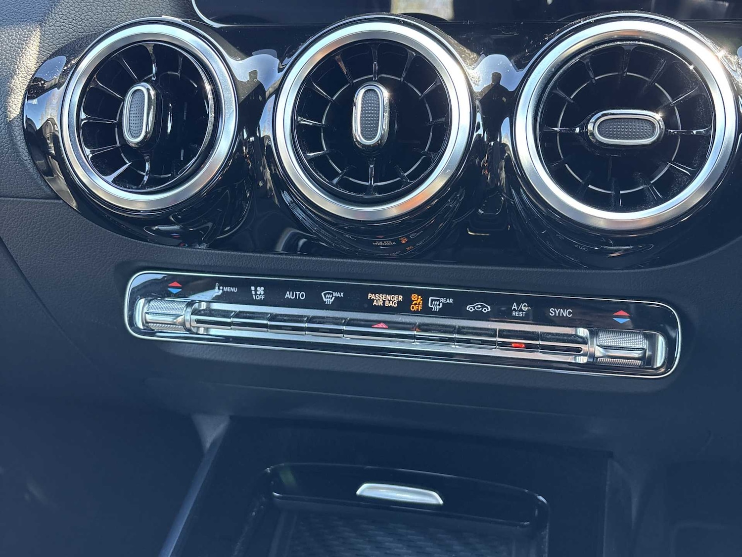 Used Mercedes-Benz B Class 2020 for sale - 77943275: Photo 34