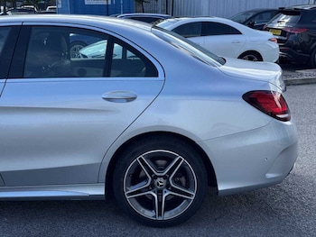 Used Mercedes-Benz C-Class 2019 for sale - 75689118: Photo