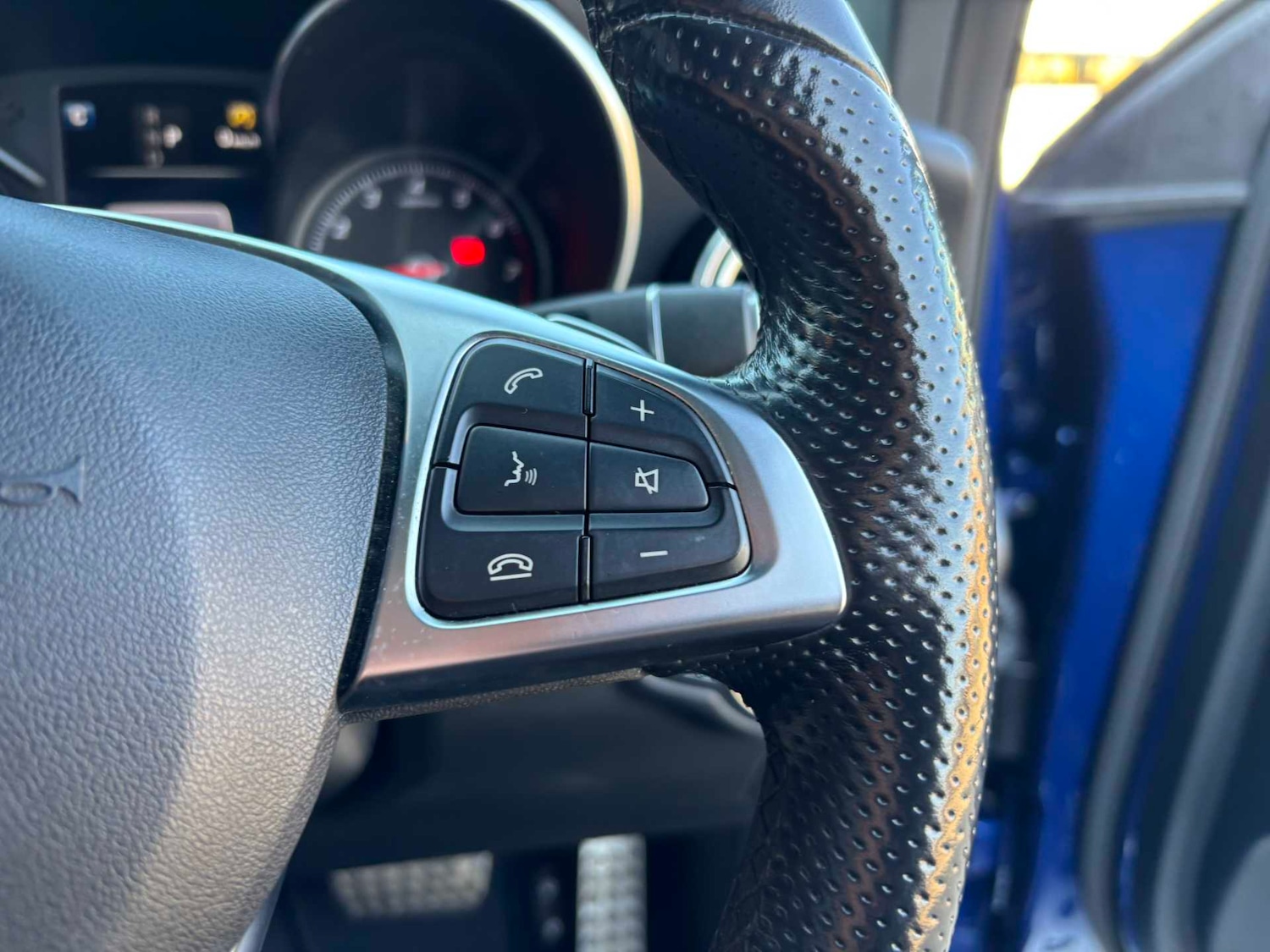 Used Mercedes-Benz GLC 2019 for sale - 78209187: Photo 16