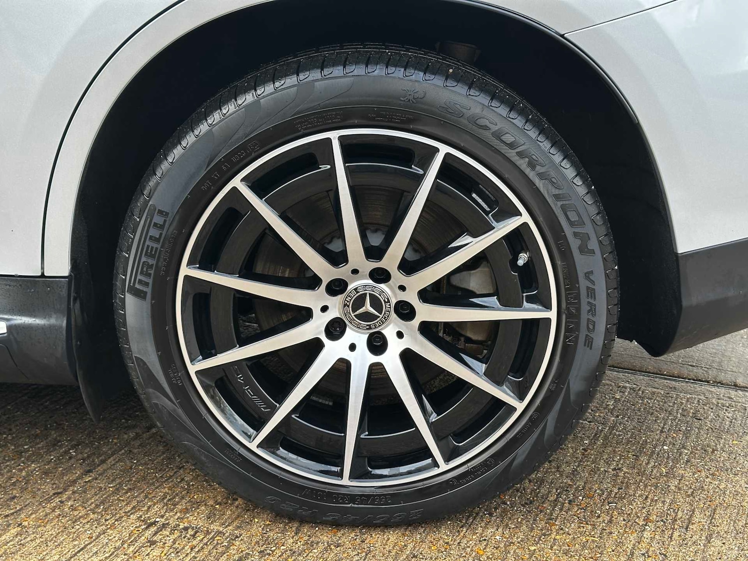 Used Mercedes-Benz EQC 2023 for sale - 77500282: Photo 13