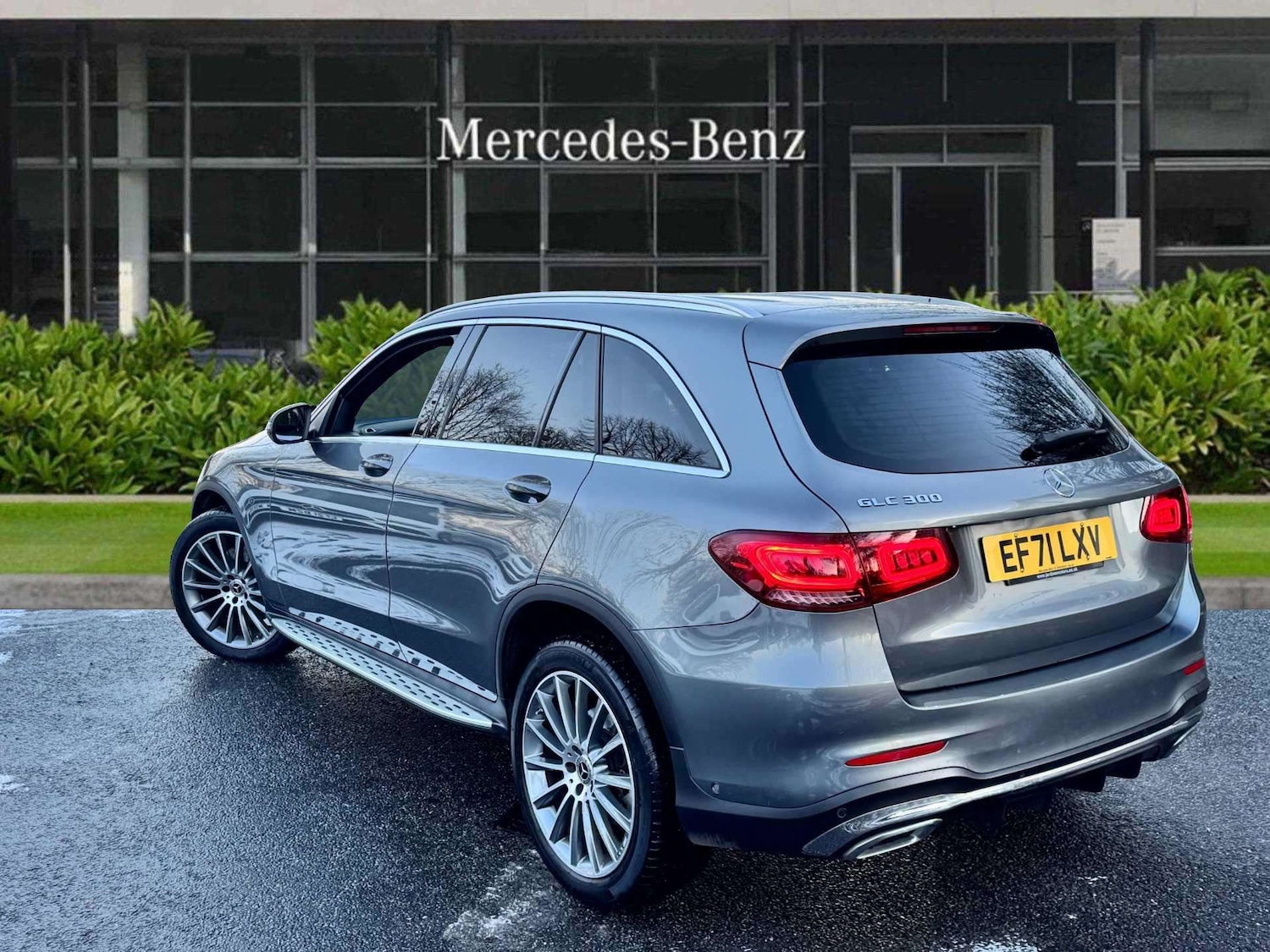 Used Mercedes-Benz GLC 2022 for sale - 77103157: Photo 2