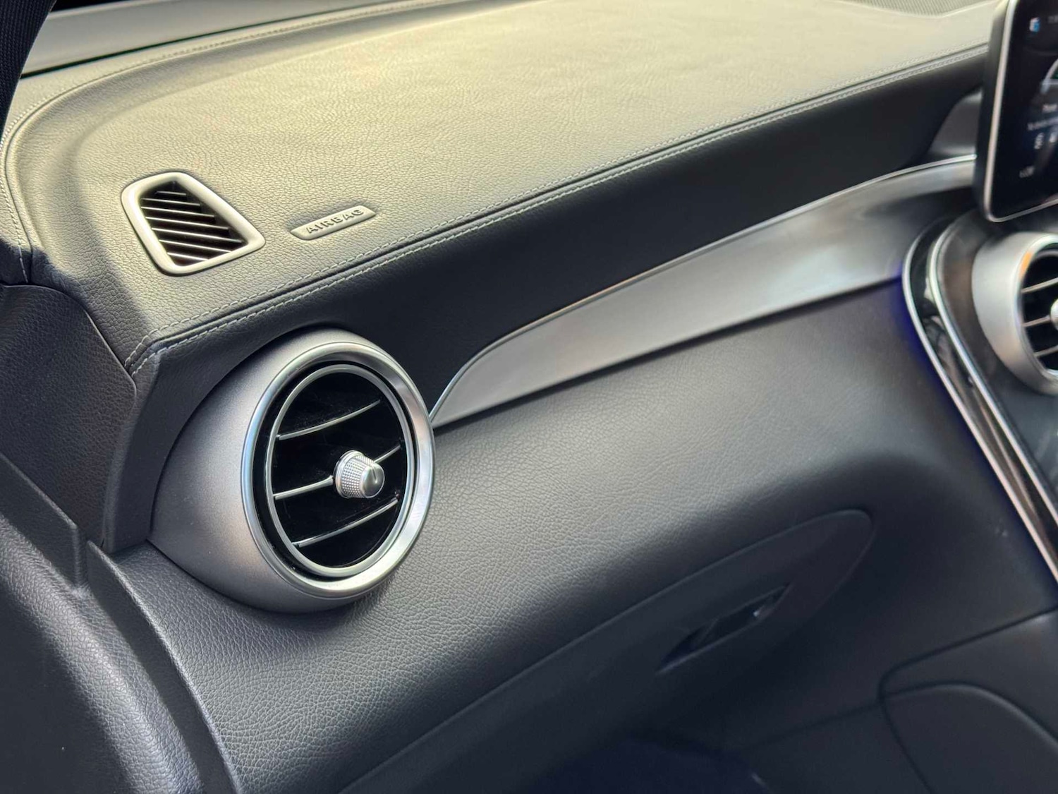 Used Mercedes-Benz GLC 2022 for sale - 76774226: Photo 20