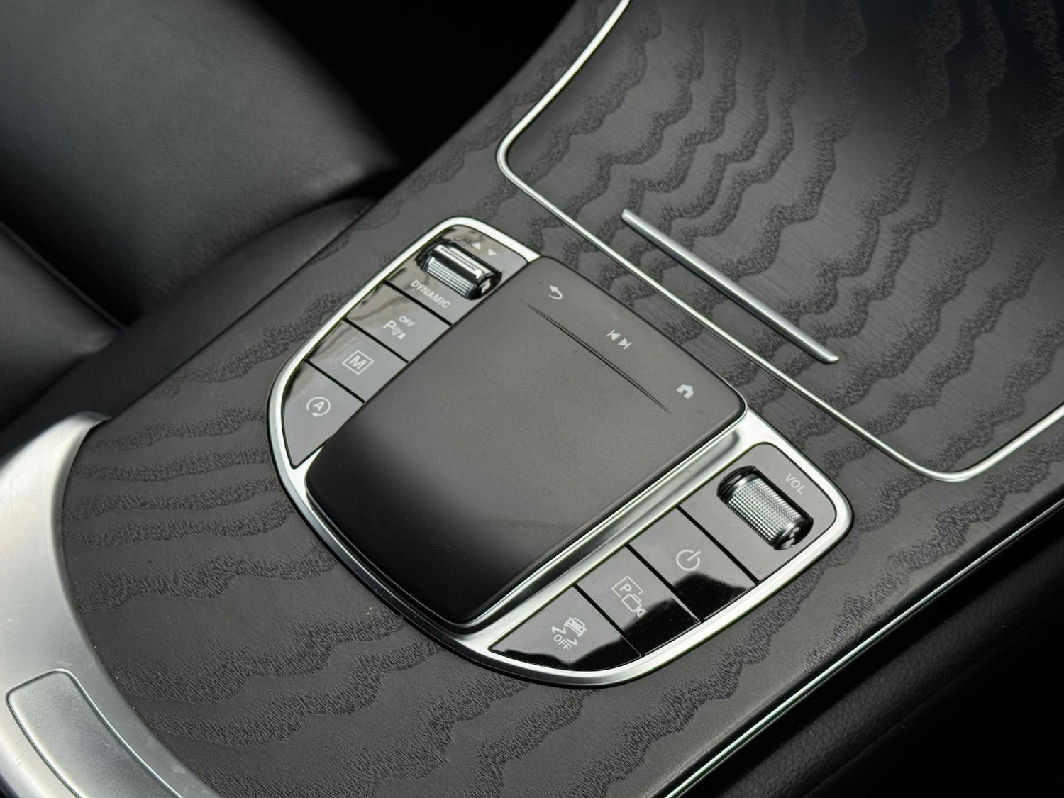 Used Mercedes-Benz GLC 2022 for sale - 76774226: Photo 34