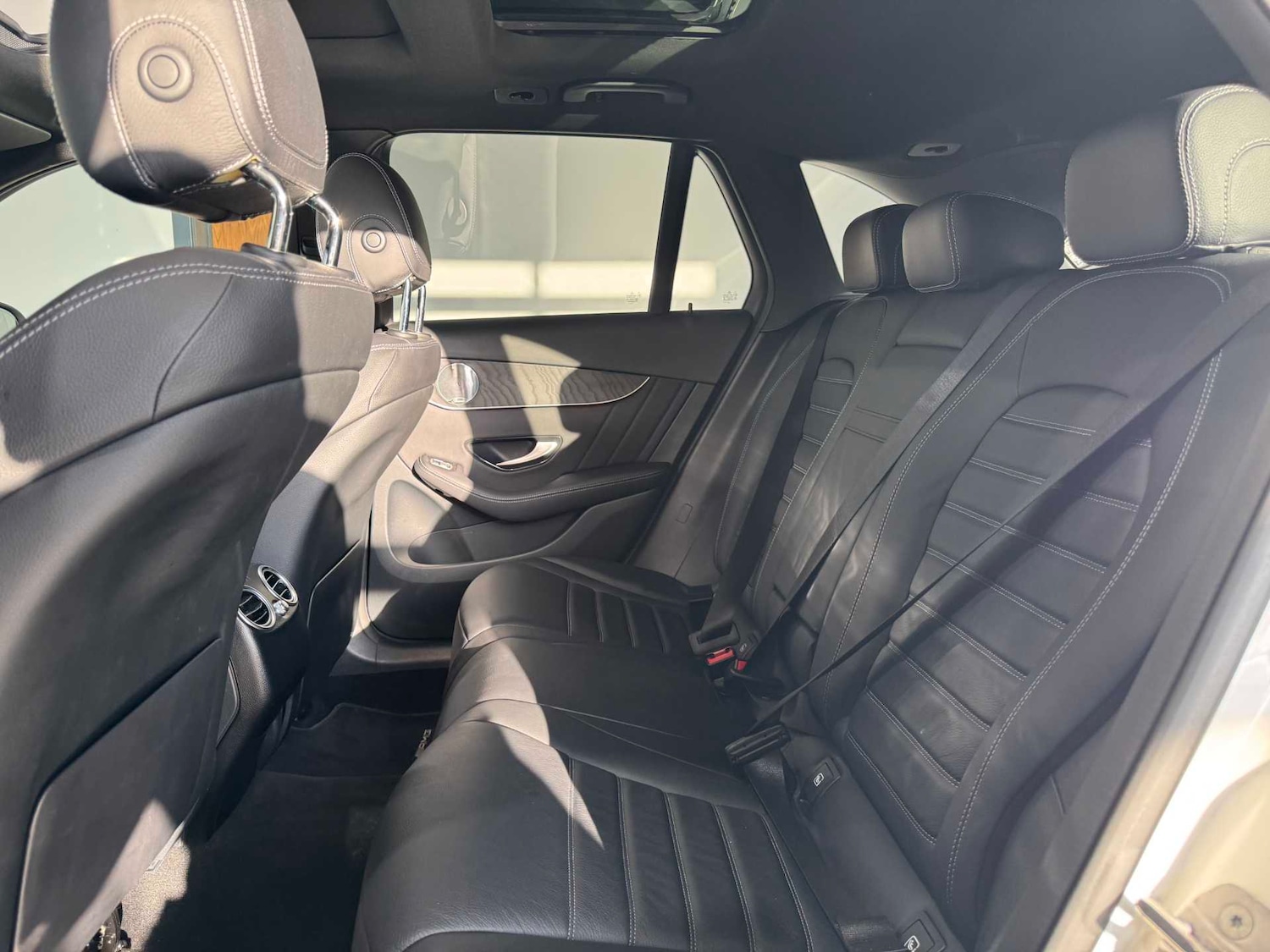 Used Mercedes-Benz GLC 2020 for sale - 76978792: Photo 21