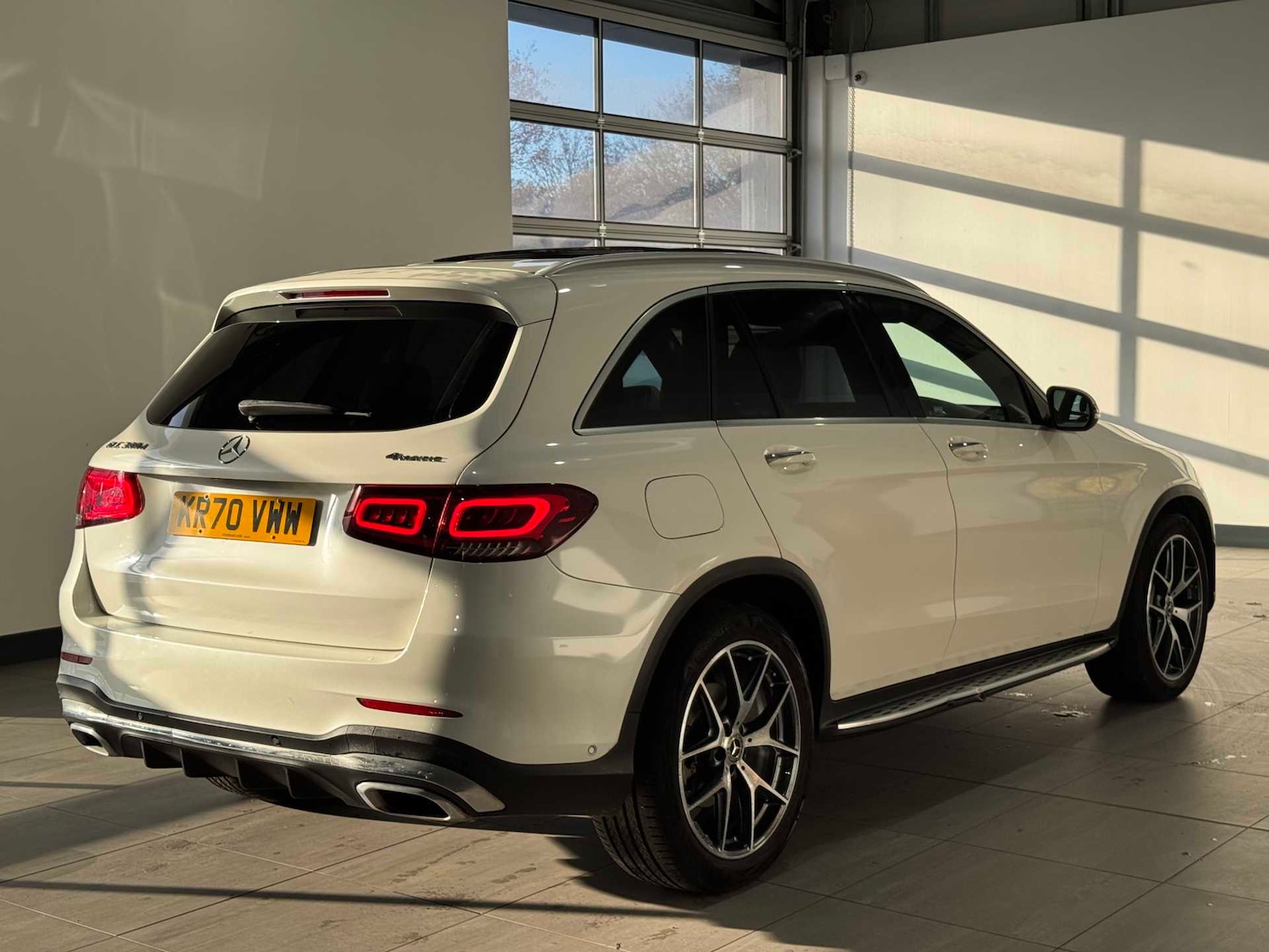 Used Mercedes-Benz GLC 2020 for sale - 76978792: Photo 8