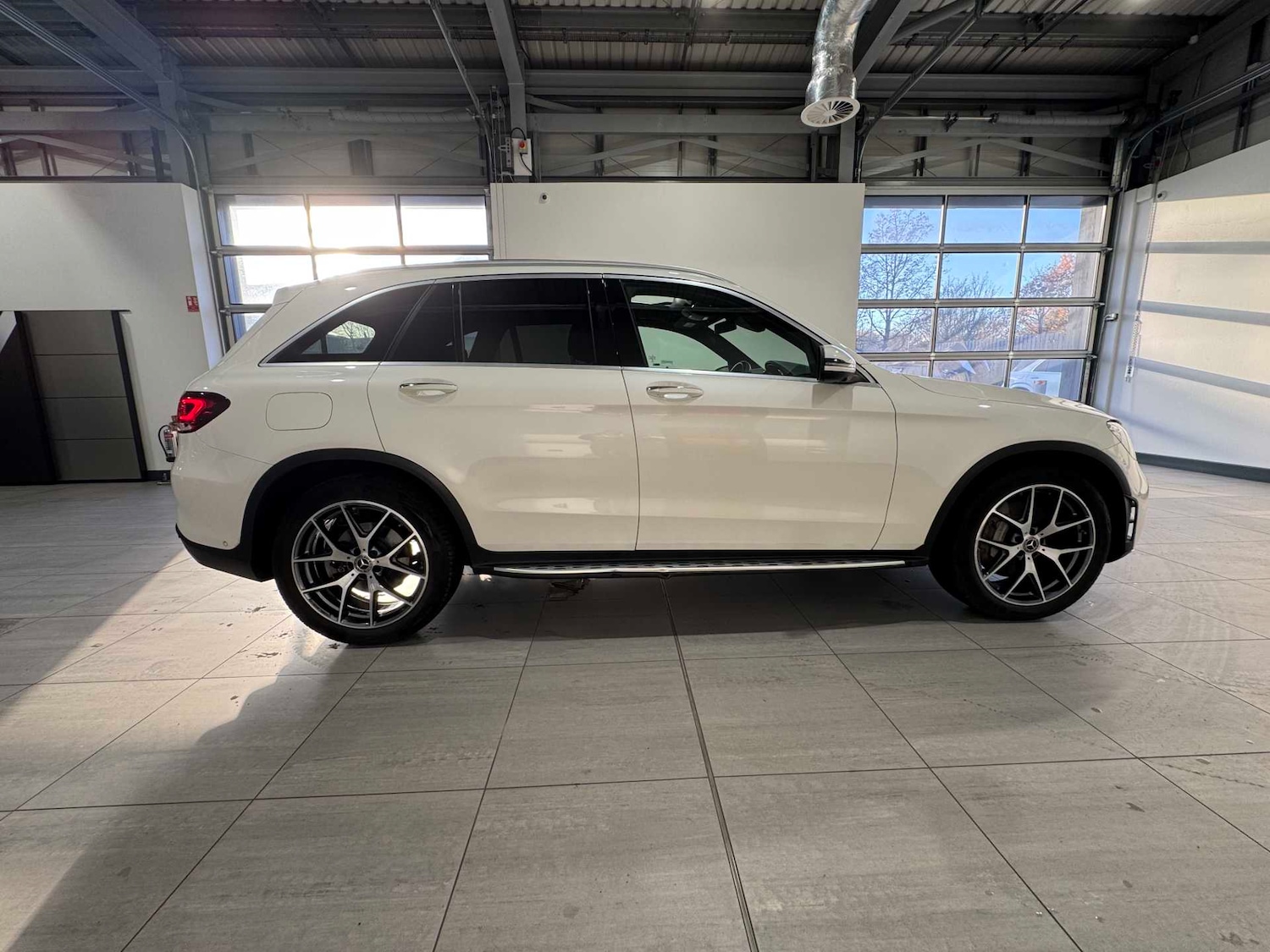 Used Mercedes-Benz GLC 2020 for sale - 76978792: Photo 9